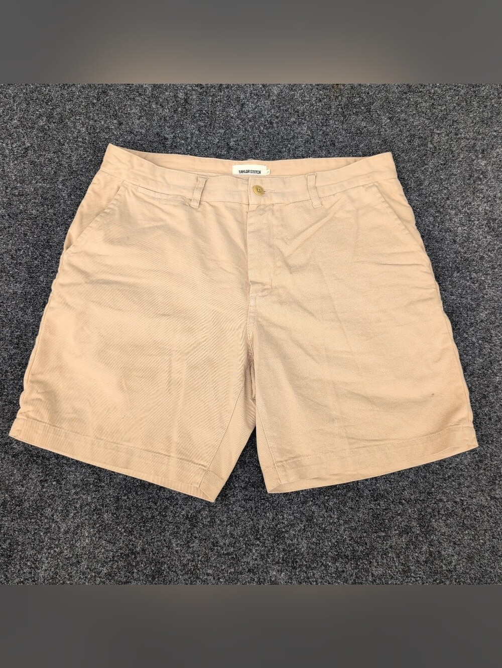 Taylor Stitch Foundation Shorts Mens 33 Khaki Organic Cotton Twill 7 in Inseam